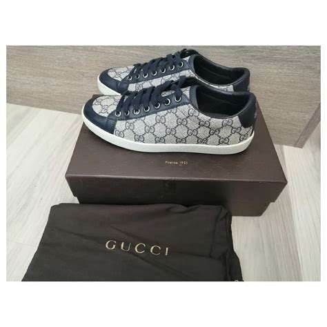 vintagenavy b ue gucci trainers|Gucci .